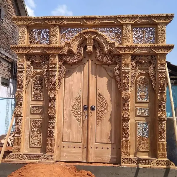 Pintu Ukir
